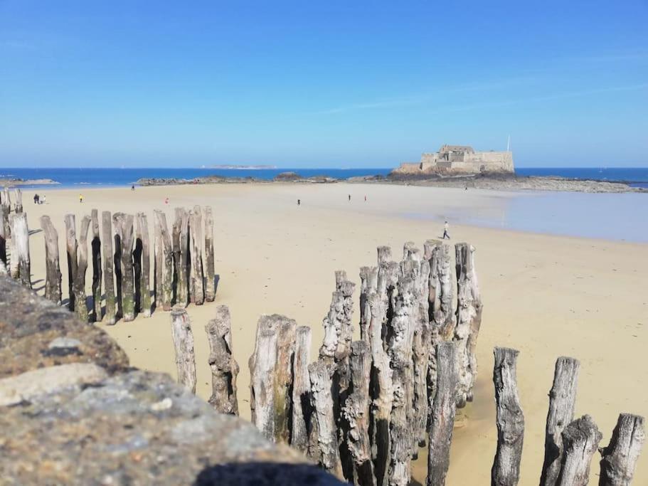 Dinard : Loft De 175 M² - A 150 M De La Plage Luaran gambar